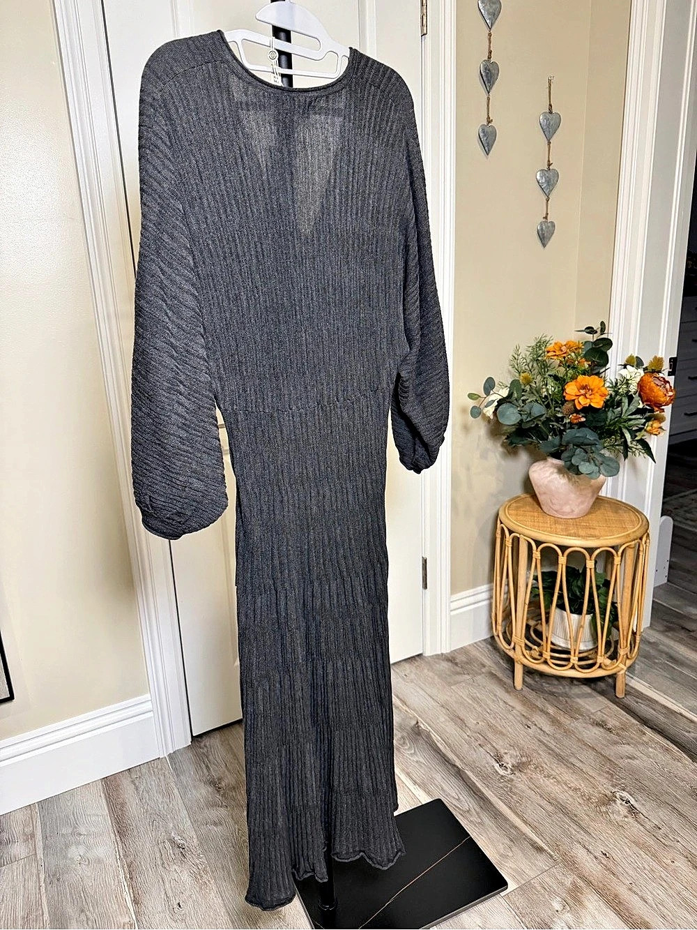 Max Studio London Gray Pleated Maxi Dress Size Large NWT